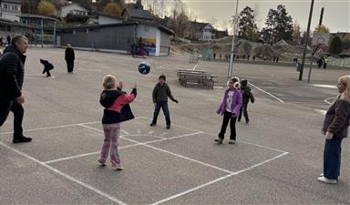 Lenke til artikkel: Internasjonal uke på skolen